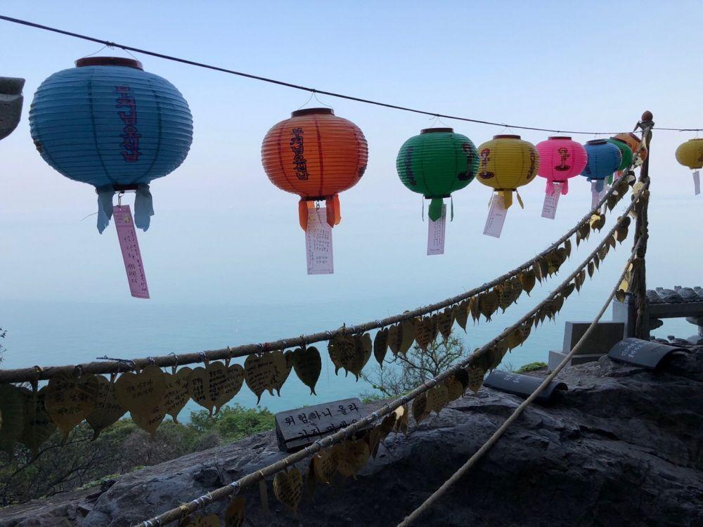 Must Visit Attractions and Cafes at Yeosu (7 Each)